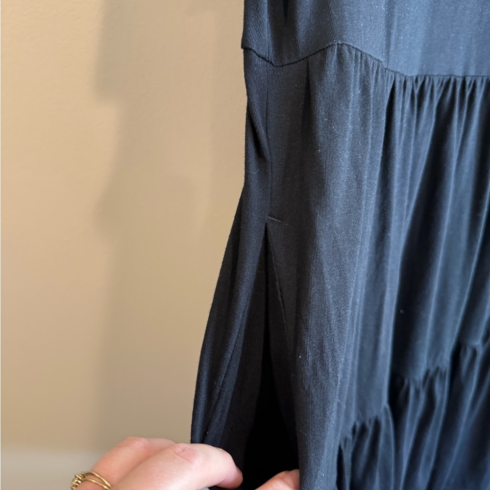 Old Navy Black T-Shirt Dress - Picture 4 of 4